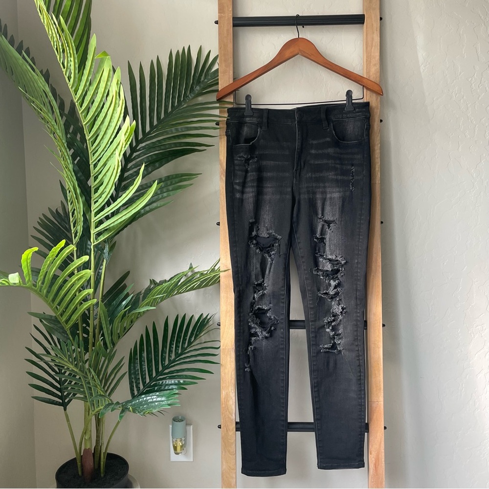 American Eagle Super Stretch Black Distressed Skinny Jeans | Sz 10 Regular